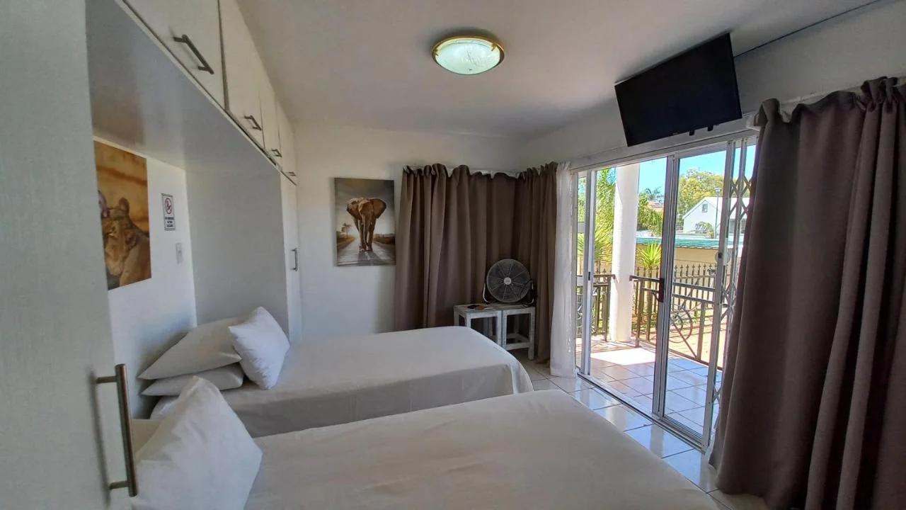 Come Home in Oudtshoorn Self-Catering Units photo
