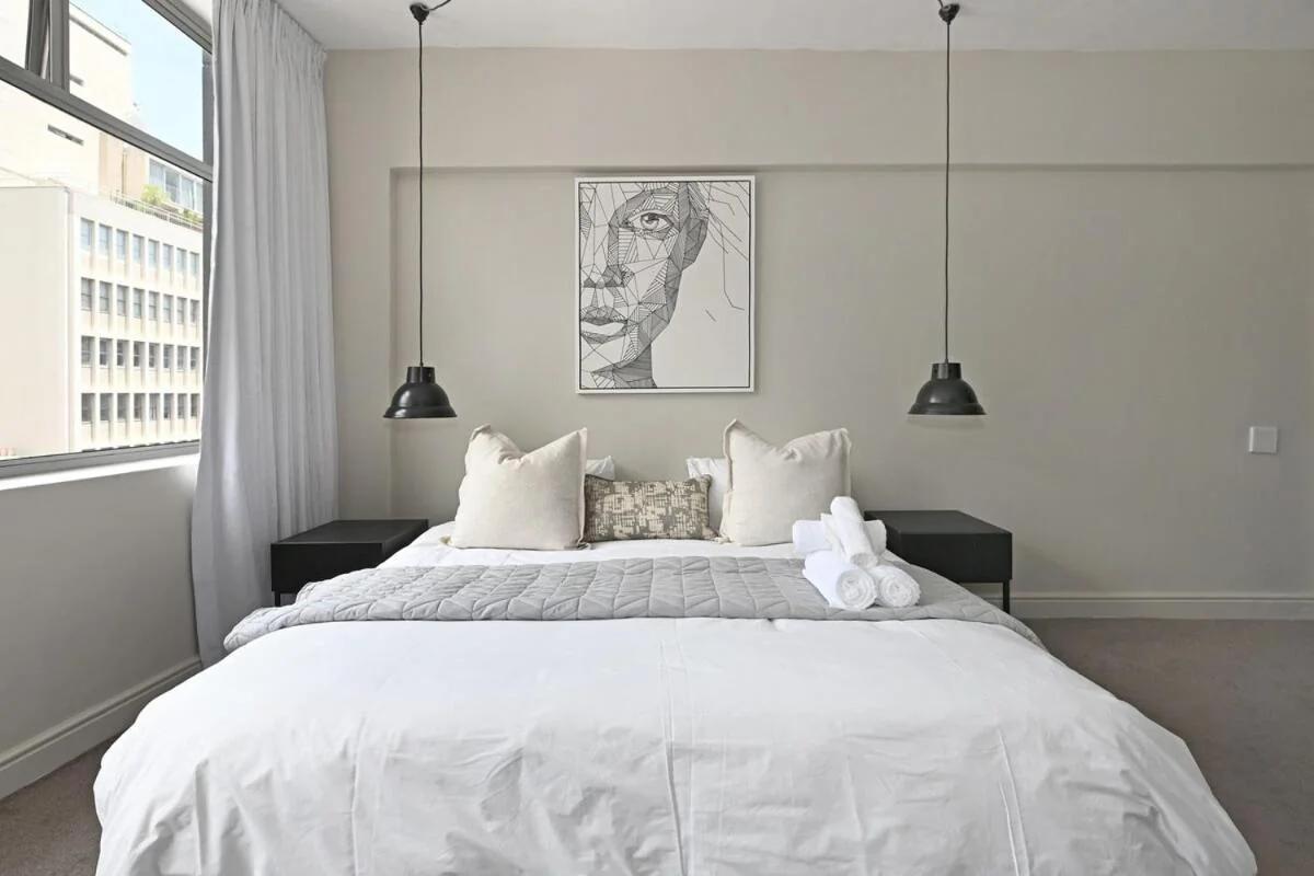 Elevated Luxury 2-Bed Apt with Elevator Access photo