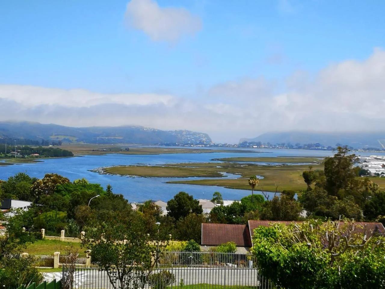 Lagoon View Accommodation photo