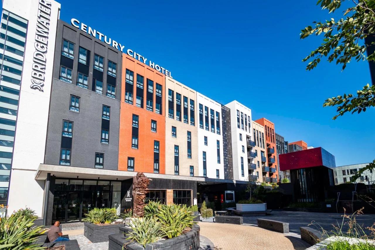 Modern Comfort in the Heart of Century City photo
