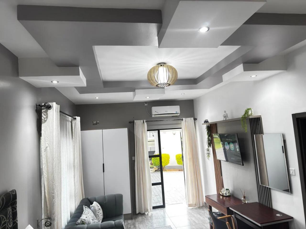 Falcon Guest House photo